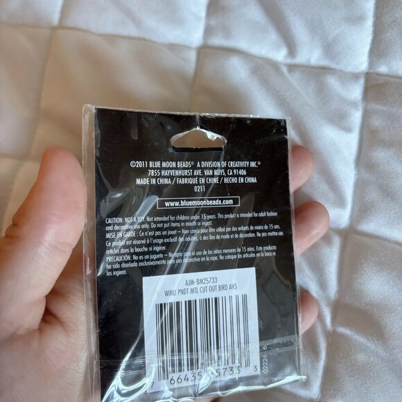 NEW BLUE MOON BEADS Necklace Pendant Metal Bird Dove Silver Tone - Picture 4 of 5